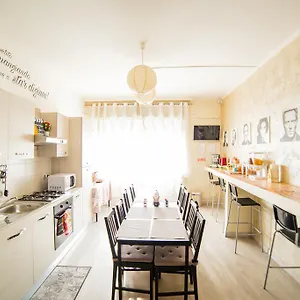 B&B Movie Home Bed & Breakfast 2*
