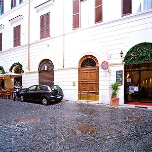 Vetrina Holidays Navona Square *