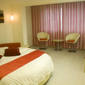 Thank Chain Jiangsu Huaian Lianshui Gaogou Town No.1 Street 2*