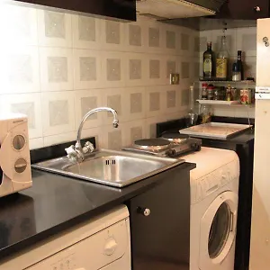 Mandarin Apartment