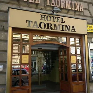 Taormina Отель 2*