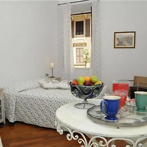 Vatican New Life 2* Roma