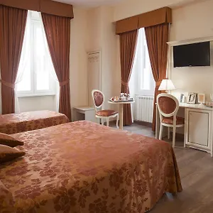 Guest house Relais Bocca Di Leone Rome