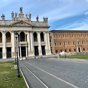 Exclusive 48 Apartment Rome