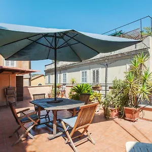 Apartment Lungaretta4 Rome