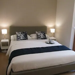 Domus Elide Casa vacanze *
