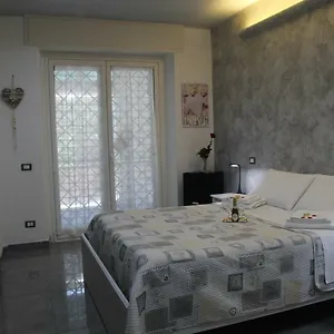 Stella Polare Nocleg ze śniadaniem Lido di Ostia