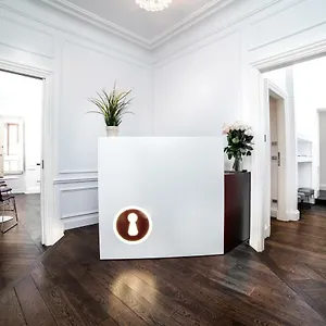 Youroom Carrozze 3* Rome