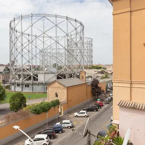 Affittacamere Like At Piramide *