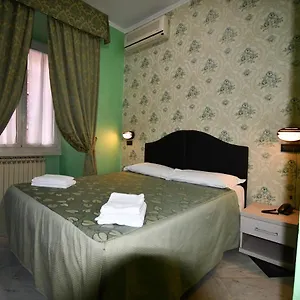 Ferrarese 2* Roma