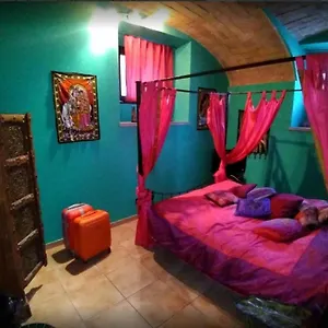 Bed & Breakfast Shiva 2*