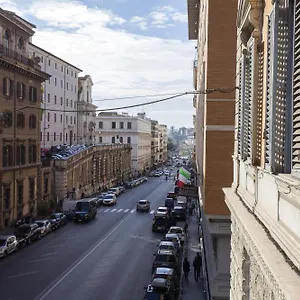 Colosseo Prestige Rome