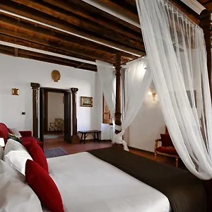 Residenze Romanae - Vicolo Dell'aquila *