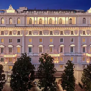 Marriott Grand Flora Hotel 4*