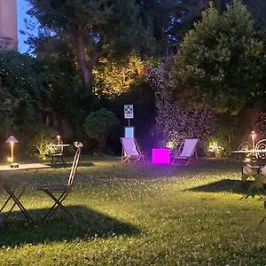 Riari Garden Frühstückspension Rom