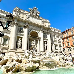Trevi Romantic Alcova Bed & Breakfast *
