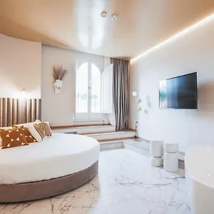 Palazzo Dei Cardinali 3*