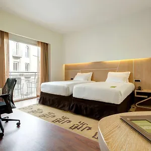 Hilton Garden Claridge 4*