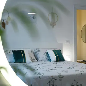 The Living Garden Apartment