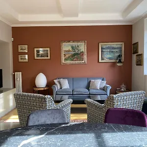 Timeless Elegance Near Vatican Apartment *