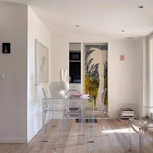 Apartment Art Lover's Loft