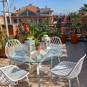 St Peter's View Penthouse Apartment Rome