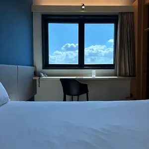 Hotel Ibis Fiera Rome