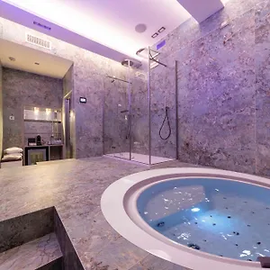 San Carlo 4*